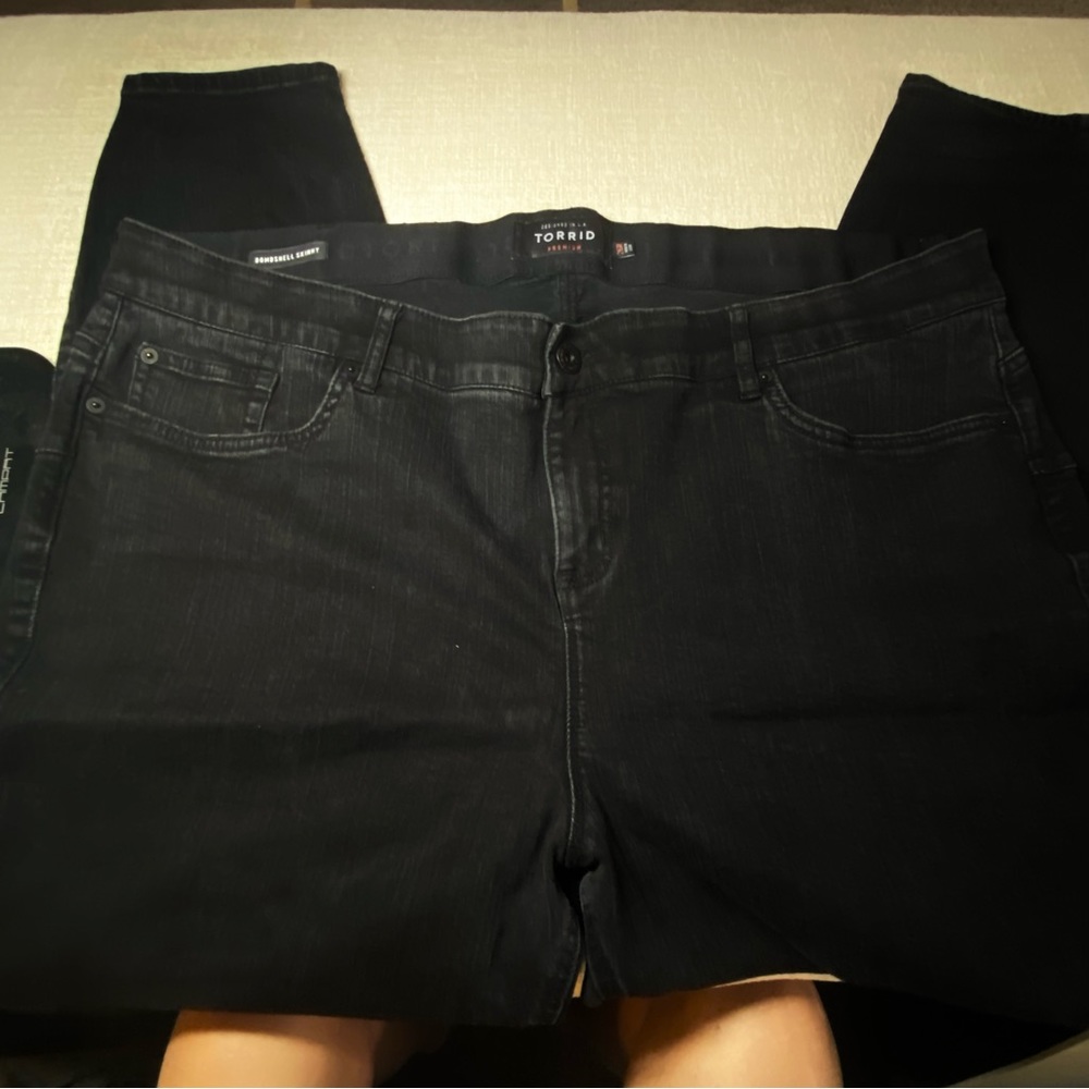 Torrid Women’s Bombshell Skinny Black Jeans Size 26R